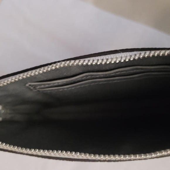 Coach wristlet - Picture 2 of 3